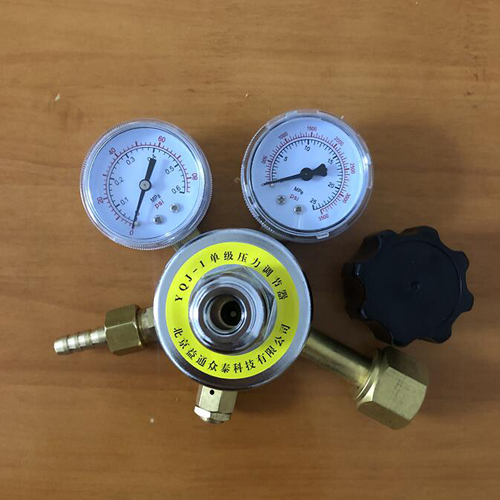 YQJ(F)-1型單級(jí)壓力調(diào)節(jié)器